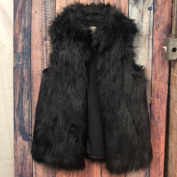 LOFT FAUX FUR VEST M/L - Picture 4 of 4